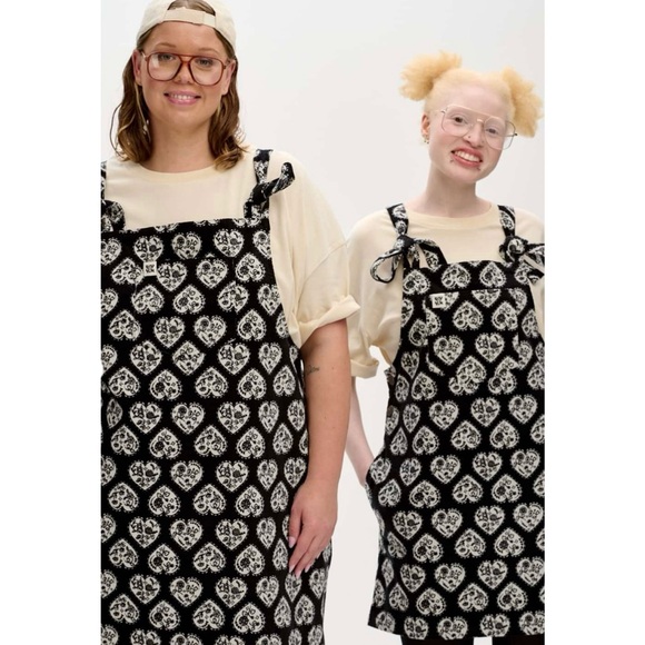 Lucy & Yak Mini Pini Corduroy Heart Print Dress - Picture 2 of 12